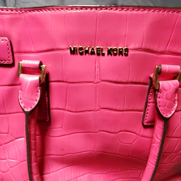 Michael Kors purse - Picture 5 of 8
